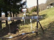 39 per proseguire 'alzare' il cancelletto del recinto animali